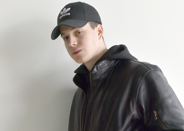 Млади глумац (20) увелико корача стопама родитеља: Павле Менсур у постељи с публиком